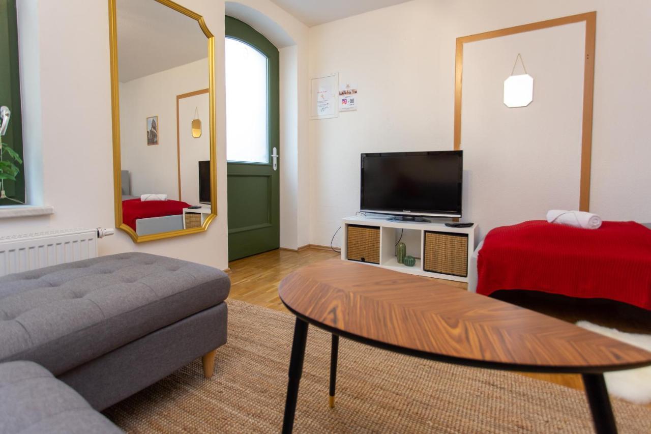 Fullhouse - Halle - R6 Apartments - Smarttv - Nespresso Exterior foto
